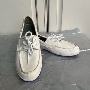 Sanuk sneakers size 9. New never worn